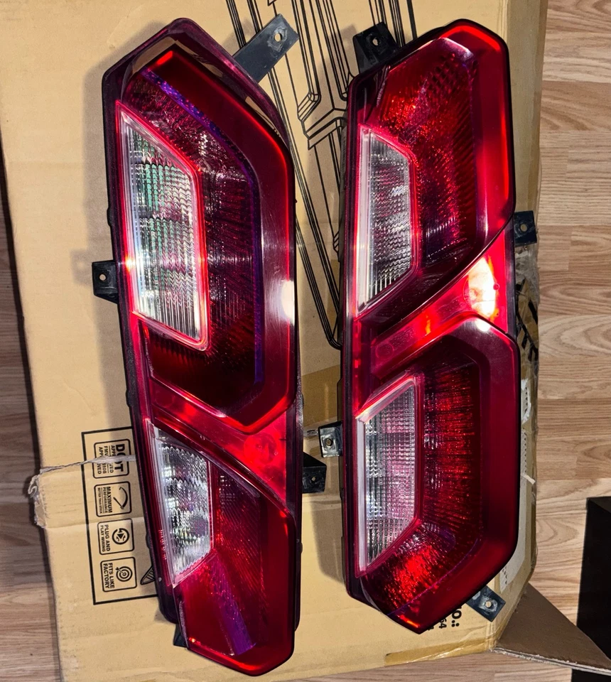 Lanternas traseiras do Corvette 2014-2019 fabricante de equipamento original - Imagem 3 de 4