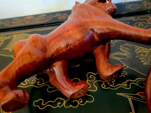 Chinese Huanghuali Wood Carved 10" 4.75 Lbs Foo Dog Lion Pair Statue rare HTF! - 第 2/22 張圖片