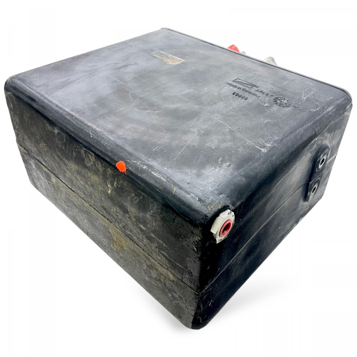 36066646004 81066646034 Hydraulic Tank for Cooling Fan Drive For 
