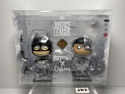 DC JUSTICE LEAGUE BATMAN X CYBORG SOAP STUDIO B. WING X JUSTICE LEAGUE BRAND NEW