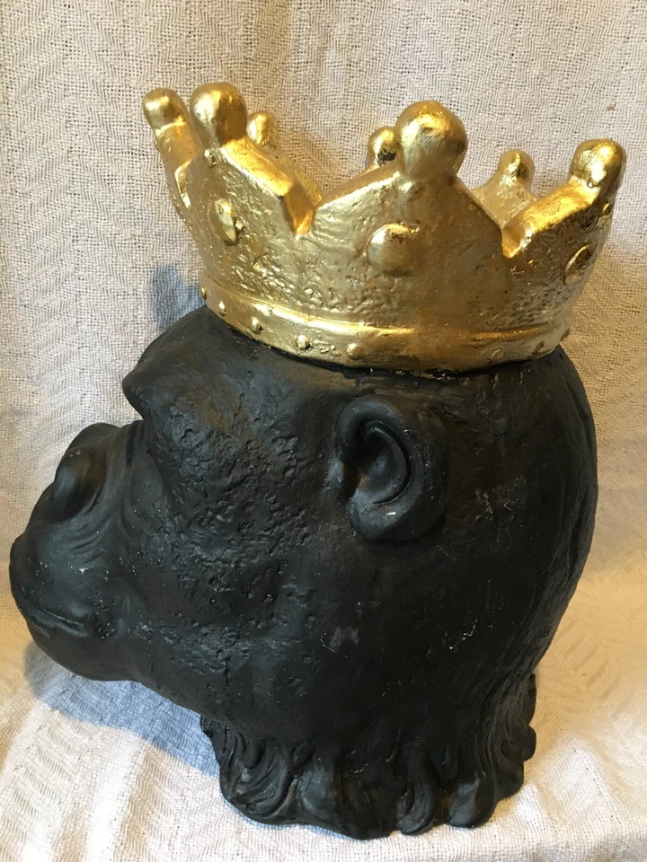 15X15X10" Art Pottery Molded Ceramic Resin Black Gorilla Crown Head Bowl or Pot - Image 4 of 4
