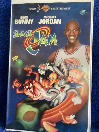 Space Jam , Bugs Bunny & Micheal Jordan, RugRats The Movie, Nickelodeon - Picture 2 of 5
