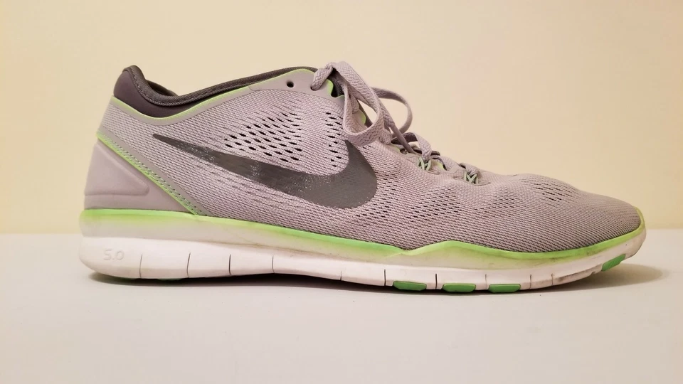 Nike Womens Size 10.5 Free TR Fit Training Athletic Shoes Grey/Green 704674-011 - Image 4 of 4