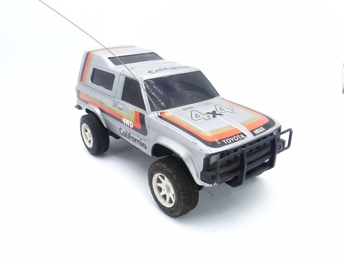 Toyota Hilux California 4WD Ferngesteuert Alt Auto RC Vintage Nikko Tronico 1982 - Bild 3 von 9