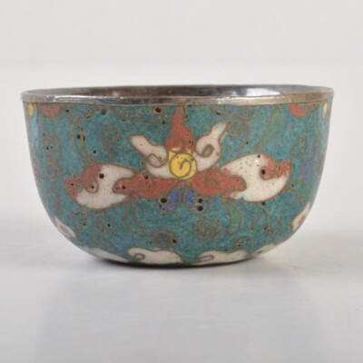 Chinesischer Artikel alte Cloisonné Blume versilbertes Muster Tasse mit Perio...