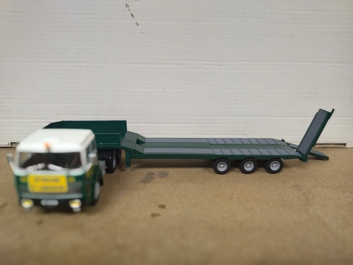 HANOMAG HENSCHEL F-221 WAGNER LOWBOY TRUCK TRAILER 1:43 ALTAYA IXO