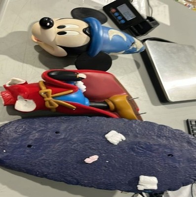 BROKEN -  Mickey as The Sorcerers Apprentice Magical Big Figurines by Ri G3D