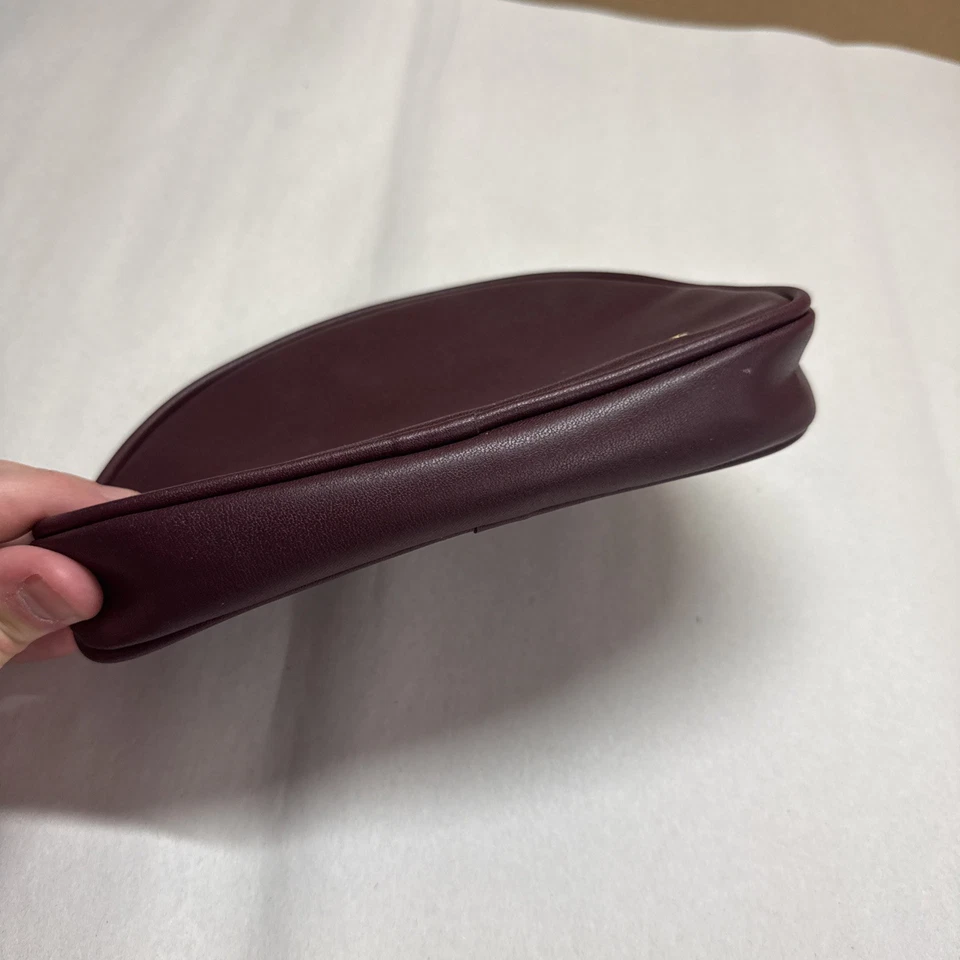 Bolso con cremallera maquillaje cosmético rojo borgoña vintage ETIENNE AIGNER años 80 Foto 3 de 4