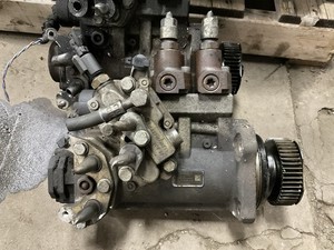 FreightLiner DD15 DD16 HIGH PRESSURE FUEL PUMP Bosch A4700902150. CORE ONLY. K22