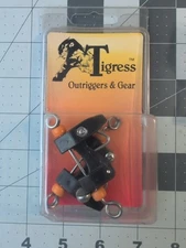 Tigress Pair of Outrigger Pro Release Clip New