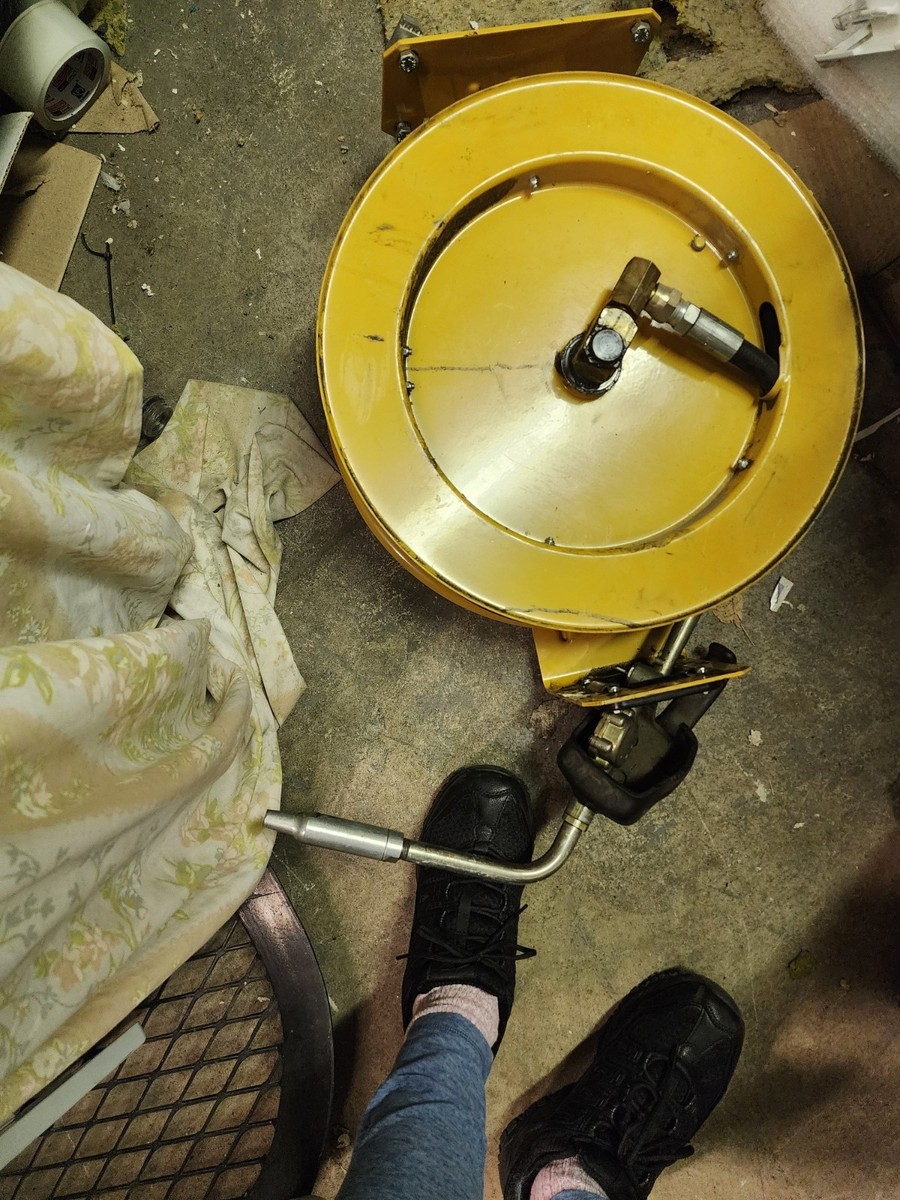 のり burningso Graco 240963 Oil Hose Reel | eBay