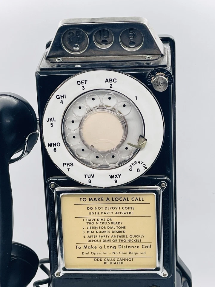 Vintage Black Bell Systems Bell Rotary Pay Phone 3 Coin Slot Great Piece - Image 4 of 4
