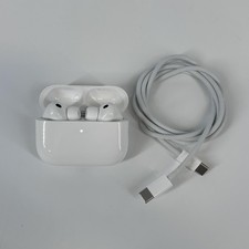 AirPods Pro 3 USB-C White w/ Charger/Charging Case- Very Good Condition
