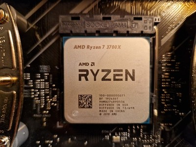 AMD Ryzen 7 3700X CPU, 4.4GHz Prozessor, Sockel AM4, mit Kühler und Lüfter, OVP