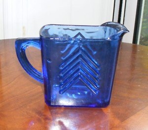 Hazel-Atlas-Chevron-Cobalt-Blue-Creamer