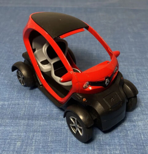 Renault Twizy 1/18 Scale Diecast Model Car by Kinsfun - RED - Picture 3 of 12