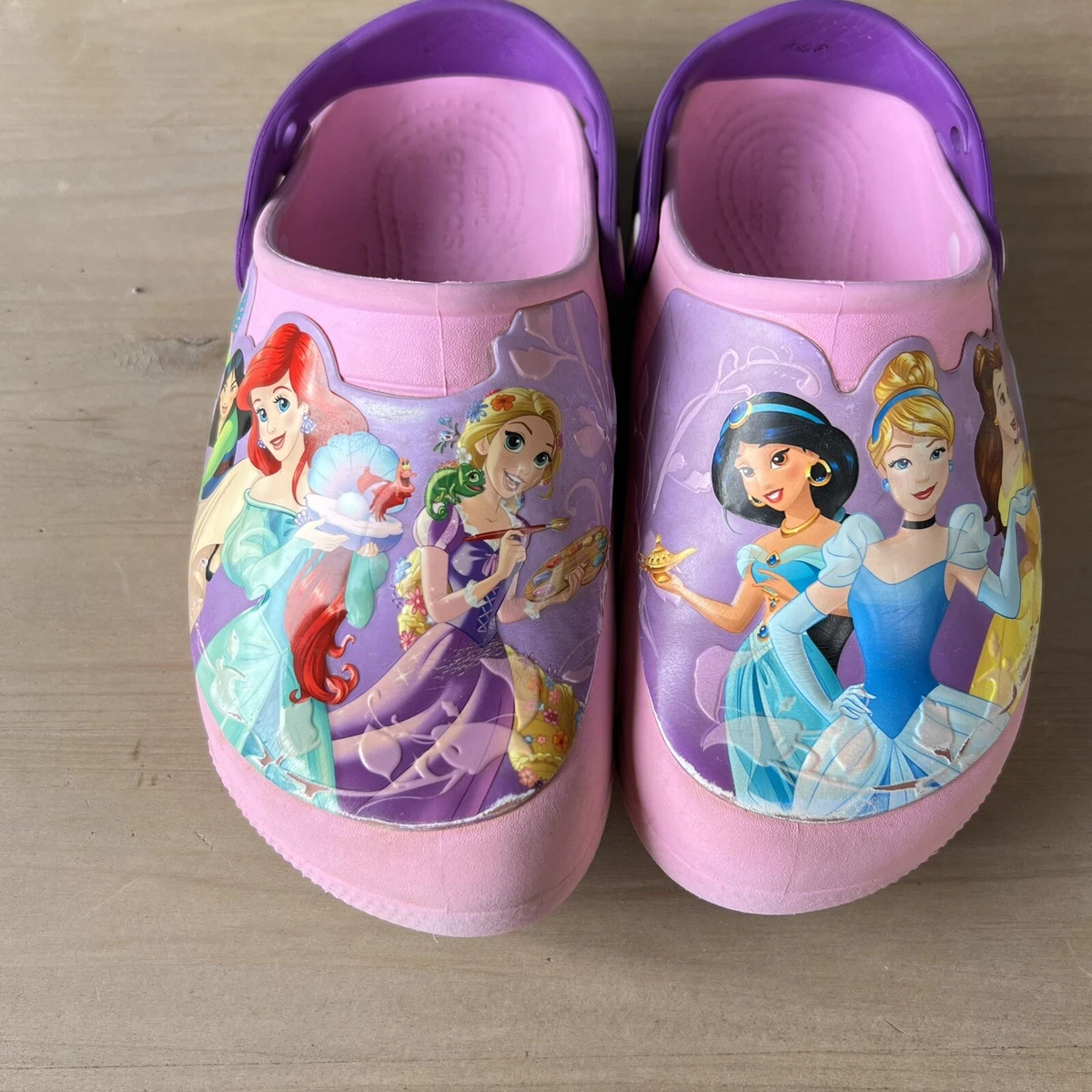 Disney princess deals light up crocs