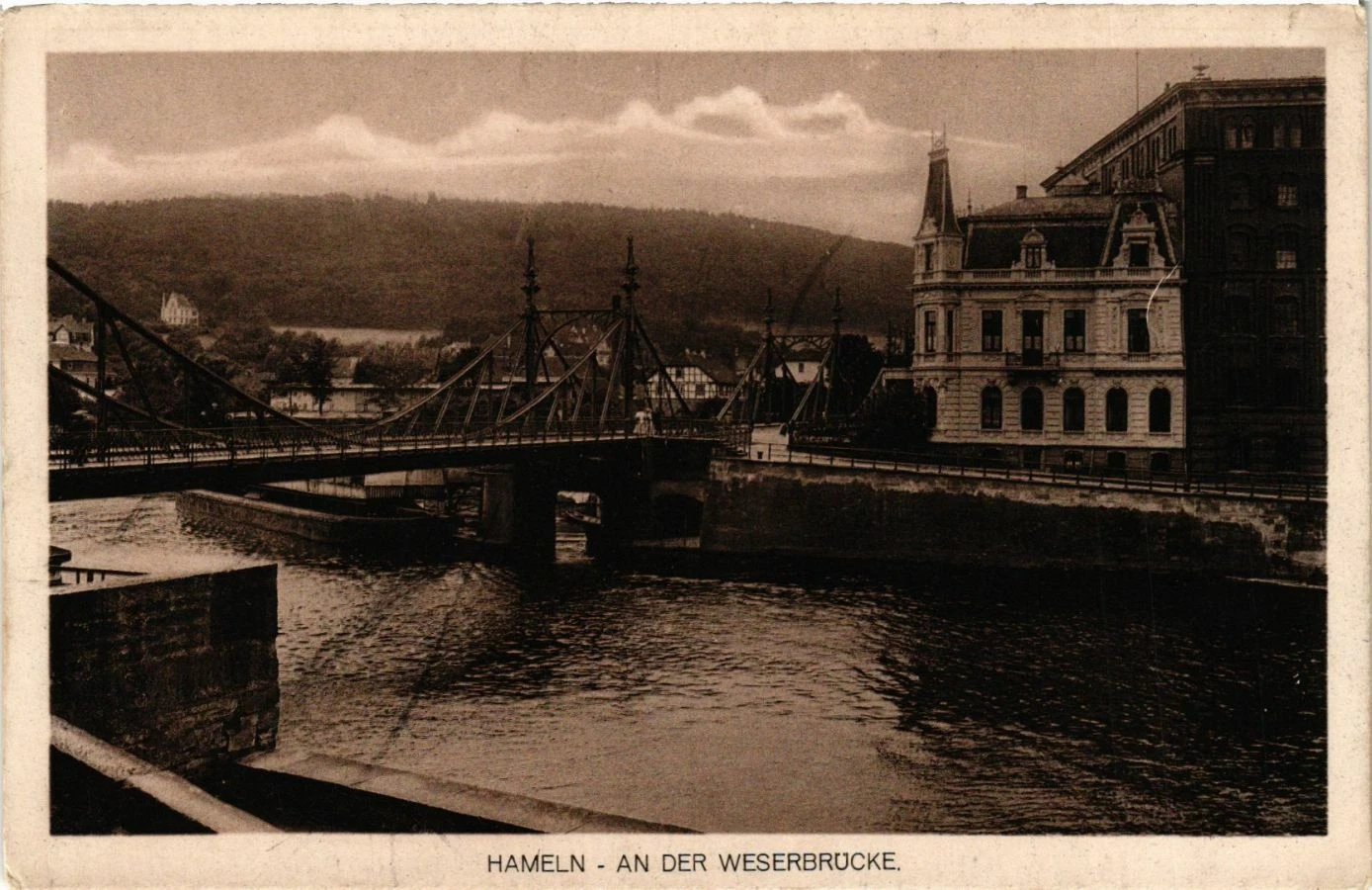 Photo 1/2
