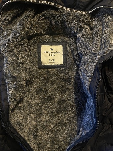Boys Abercrombie & Fitch Fur Lined Hooded Puffer Jacket Black Size 9/10 - Picture 4 of 5