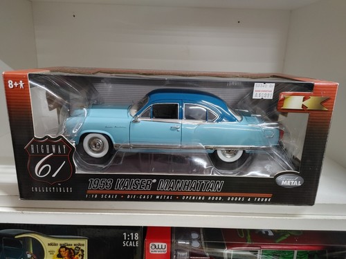 Highway 61 DCP 1953 Kaiser Manhattan Diecast 1:18