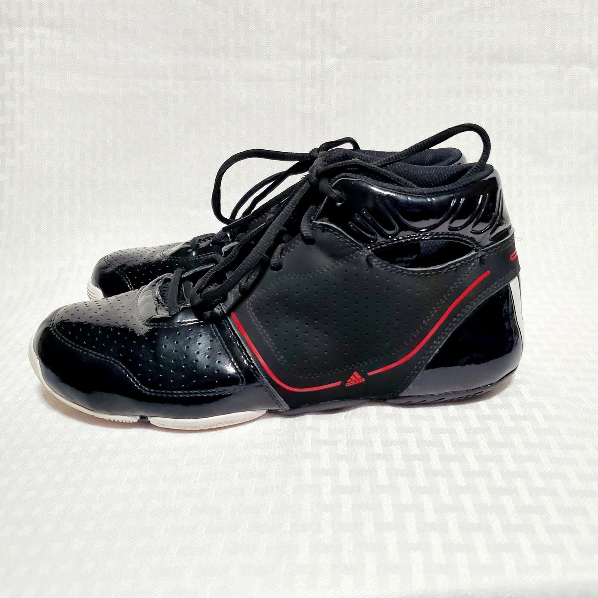 Adidas Mens Thorn LT Lite Basketball Athletic Shoes Sz 6 Black Red White G21074 Adidas Thorn LT Lite G21074 Black Athletic Basketball Shoes  main image 3
