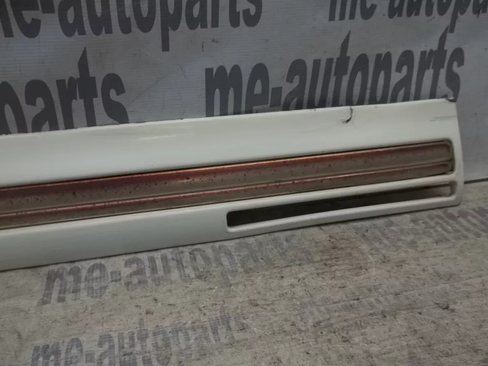 Cadillac Deville 1997-1999 trasero izquierdo lado del conductor cuarto panel moldura Foto 4 de 4