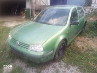 Golf 4 BASTLERFAHRZEUG Fast 10 Jahre Gestanden