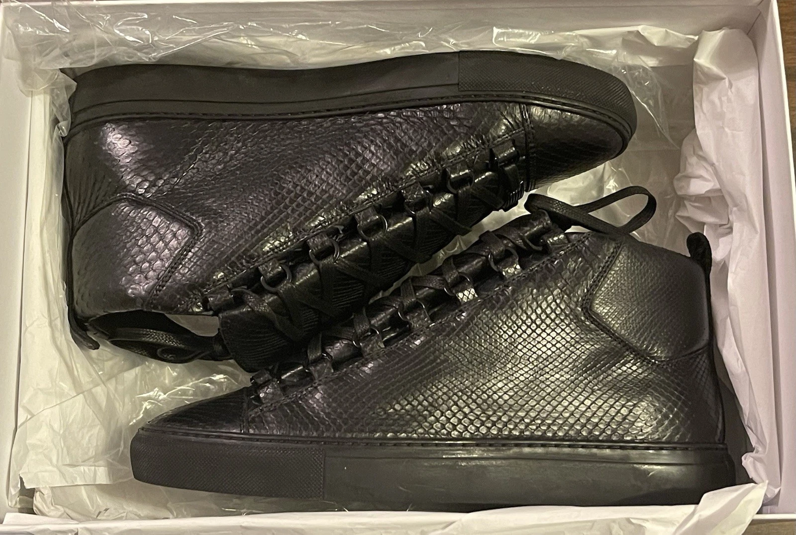 Balenciaga — Balenciaga Python Noir Size E41 Sneakers New Unworn