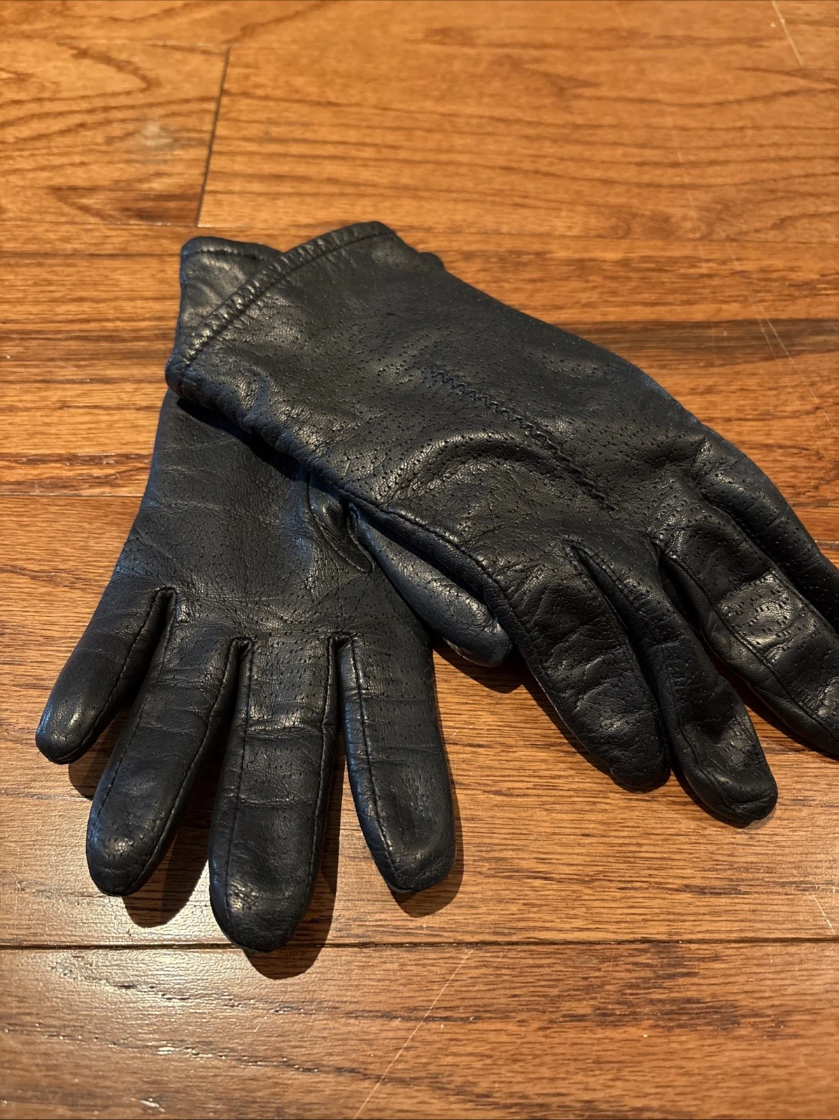 Vintage Fownes Black Genuine Leather Gloves Acrylic Lined Driving Women's Med 7