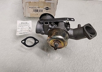 #ad New Briggs And Stratton OEM Carburetor 490518 $110.00
