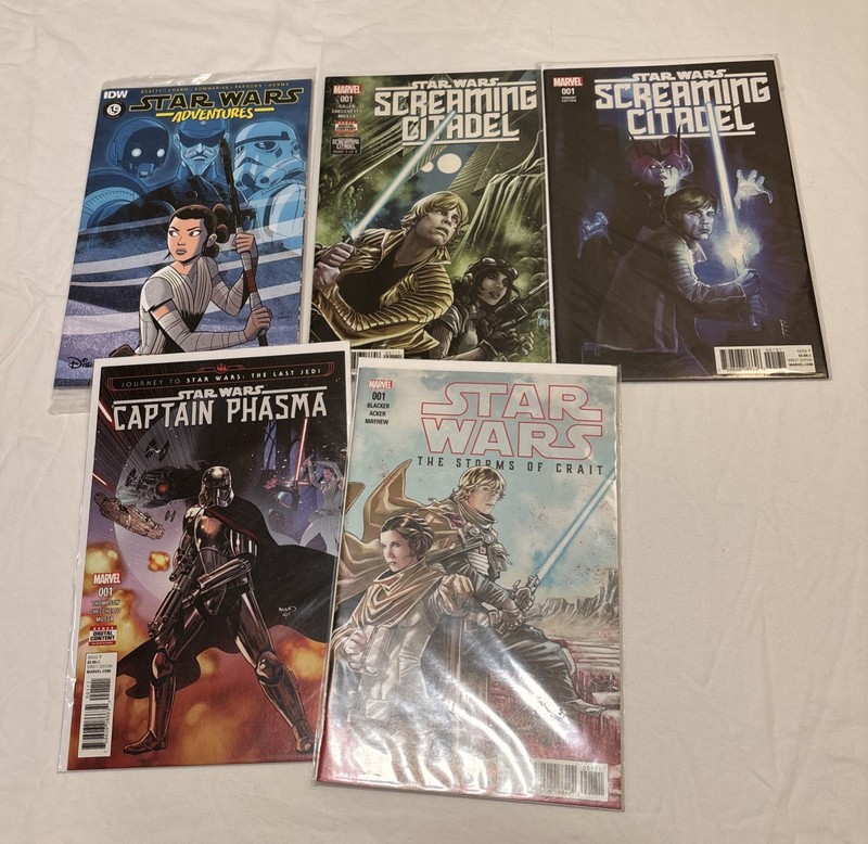 Star Wars Comic Book Lot of 5 Marvel Screaming Citadel Captain Phasma
