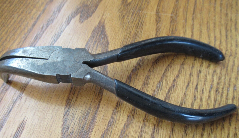 CRAFTSMAN USA 6" BENT NEEDLE NOSE PLIERS eBay