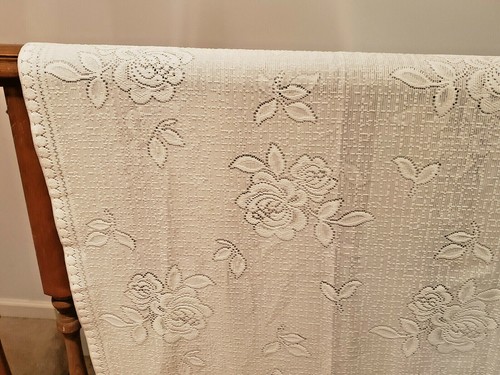 Vintage Set of Two (2) Sears Ivory Lace 57 1/2" x 83" Curtain Panels - Picture 4 of 5