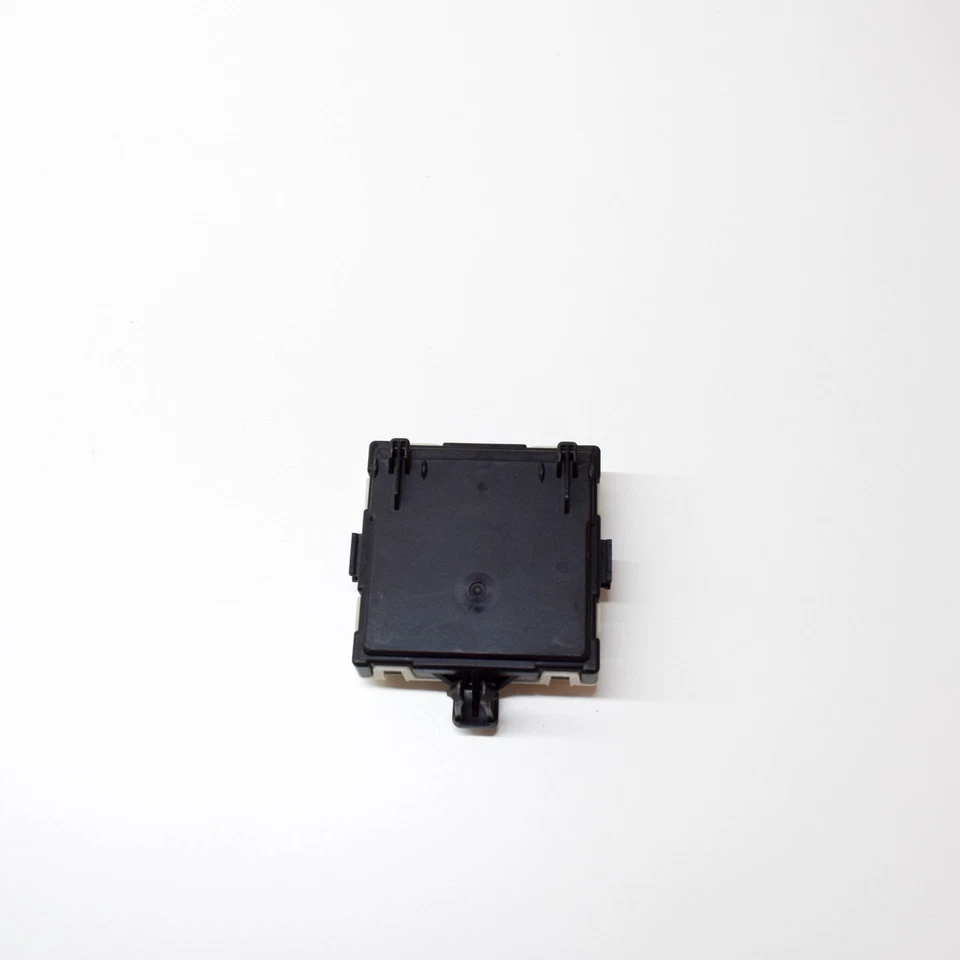 MERCEDES-BENZ A W177 A200 Front Right Door Control Unit ECU A1779005409 2021 Foto 2 de 4