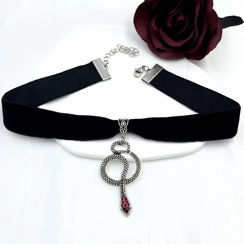 Cool Fashion Gothic Black Velvet Choker Necklace Red Headed Cool Fashion Gothic Black Velvet Choker Necklace Red Headed