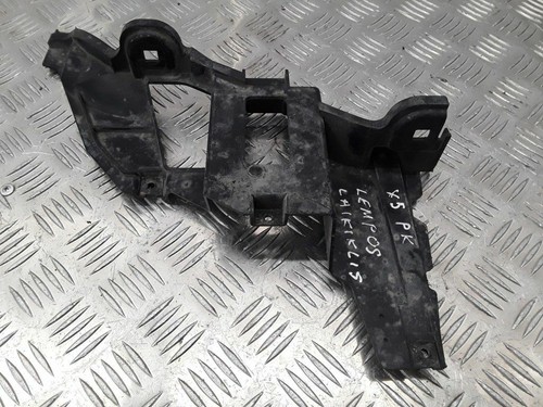 BMW X5 (E53) 2003 Vorderer Linker Scheinwerferhalter 15183500LI VEI9465