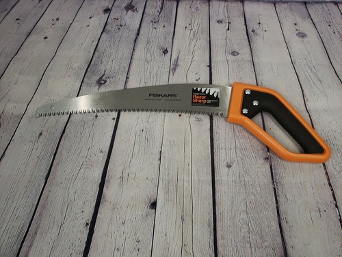 Fiskars Power Tooth Pruning Saw 15 
