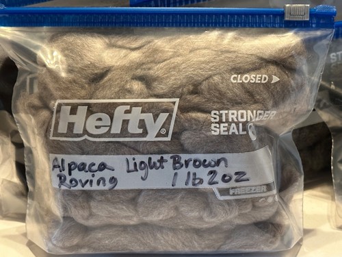 100% Raw Roving Alpaca Wool 2 lbs 7 oz Brown Chocolate Granite Needle Felting - Picture 2 of 10