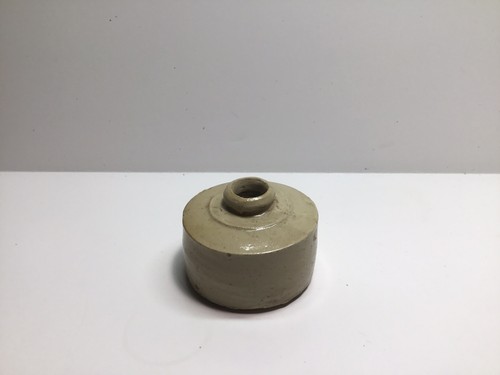 Antique Cream Colored Pork Pie Stoneware Inkwell.