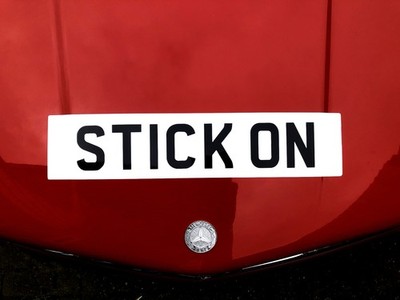REFLEKTIERENDES aufklebbares Nummernschild für Offroader, Showschild, Anhänger, Wohnwagen