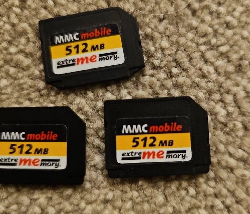 3 X Original Nokia Extreme 512MB MMC Multimedia Memory Card Retro Rare - Image 2 of 2