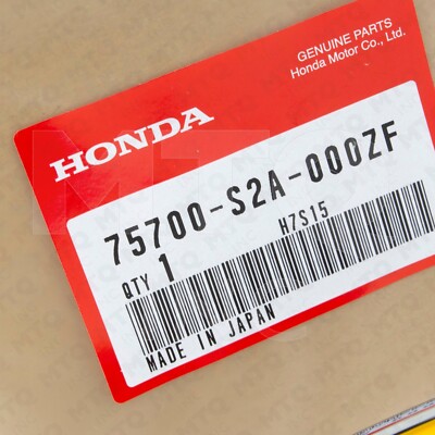 GENUINE OEM HONDA S2000 AP1 AP2 FRONT YELLOW EMBLEM 75700‐S2A