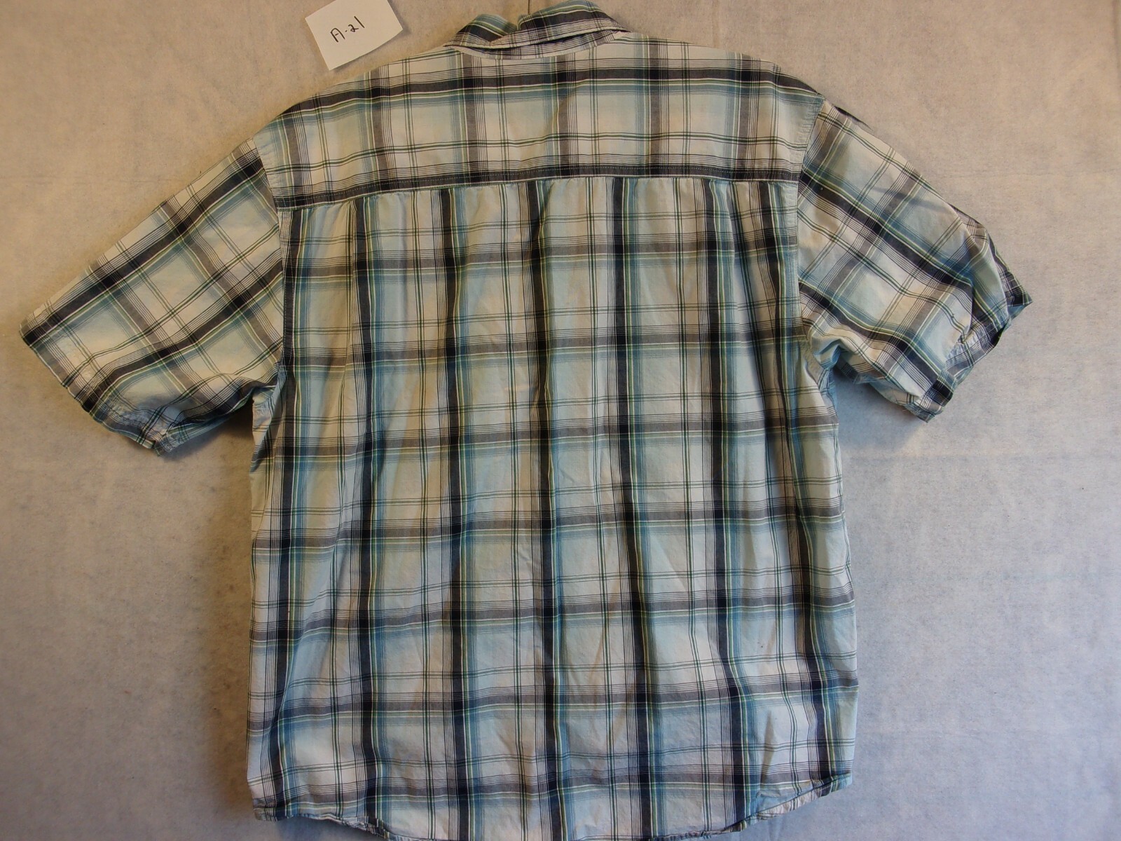 Wolverine Plaid Collared Button Down Shirt Men's … - image 6