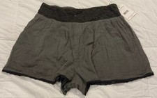Free People -Shorts- Military Olive Green- SZ: M