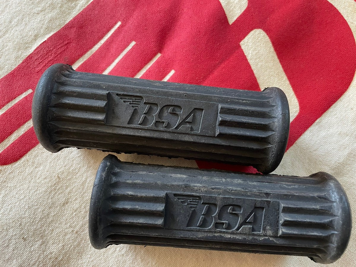 はでうさ 83-2651 BSA LIGHTNING FOOTPEG FOOTREST RUBBERS 1971-72 650