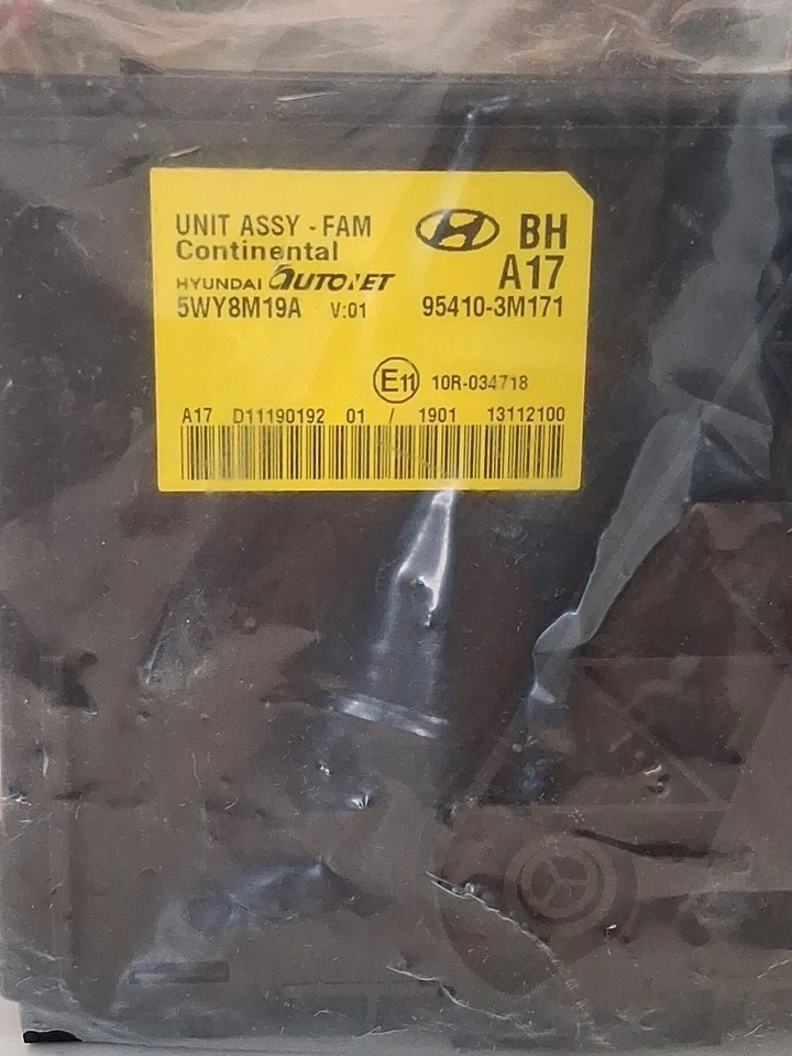 Nuevo módulo de área delantera Hyundai, Hyunday Genesis 2013-2014 almacenado en seco. Foto 3 de 4