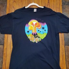 Vintage Japanese Volcano Artwork Graphic T-Shirt