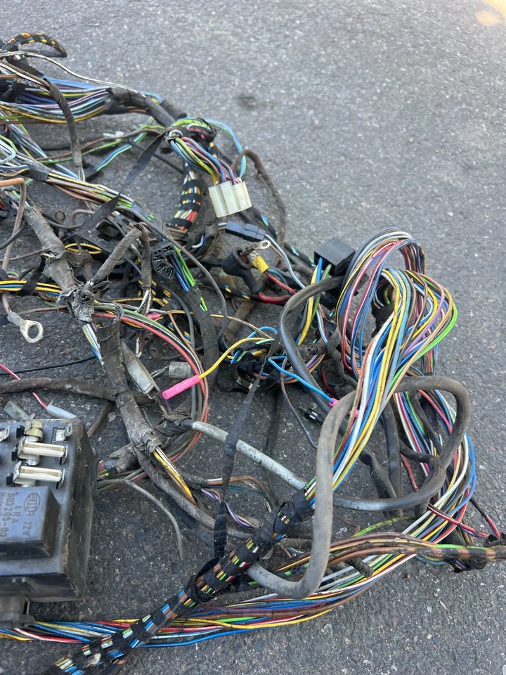 Arnés carrocería bmw e21 320i caja fusibles 1979 Foto 4 de 4