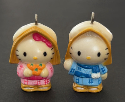 Vintage Hello Kitty & Dear Daniel 2001 Snow Outfit Keychain Mascot Sanrio Japan