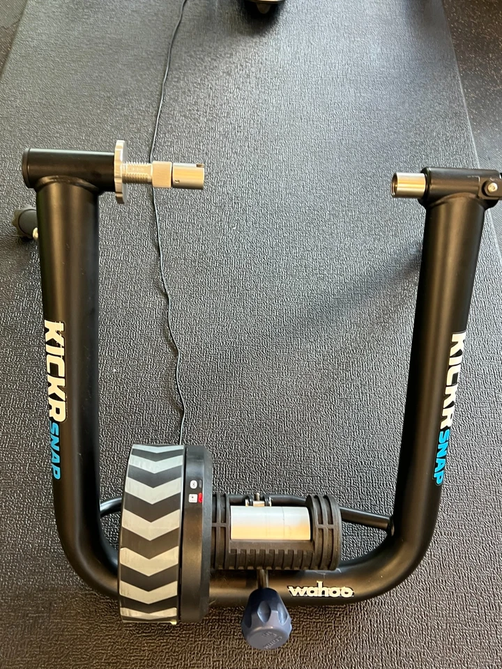 Wahoo KICKR SNAP Bike Trainer - Image 2 of 3
